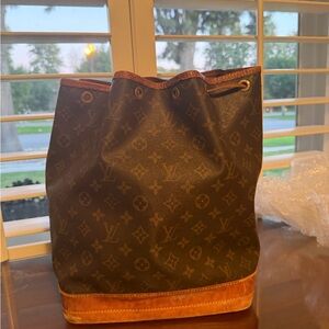 Louis Vuitton Noe Shoulder Bag